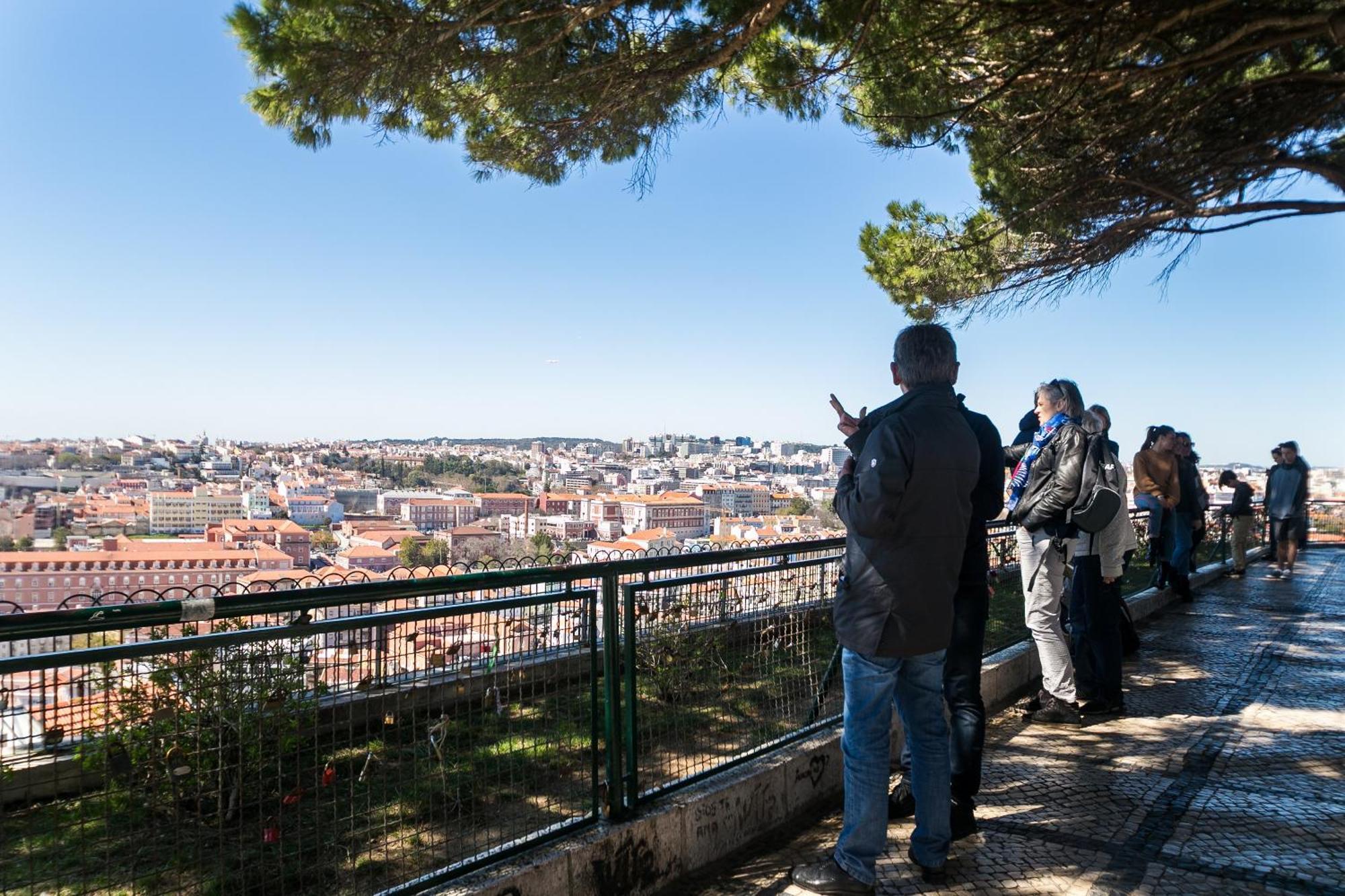 Happy Stay Lisbon - Suite With A View, Private Terrace & Ac Kültér fotó