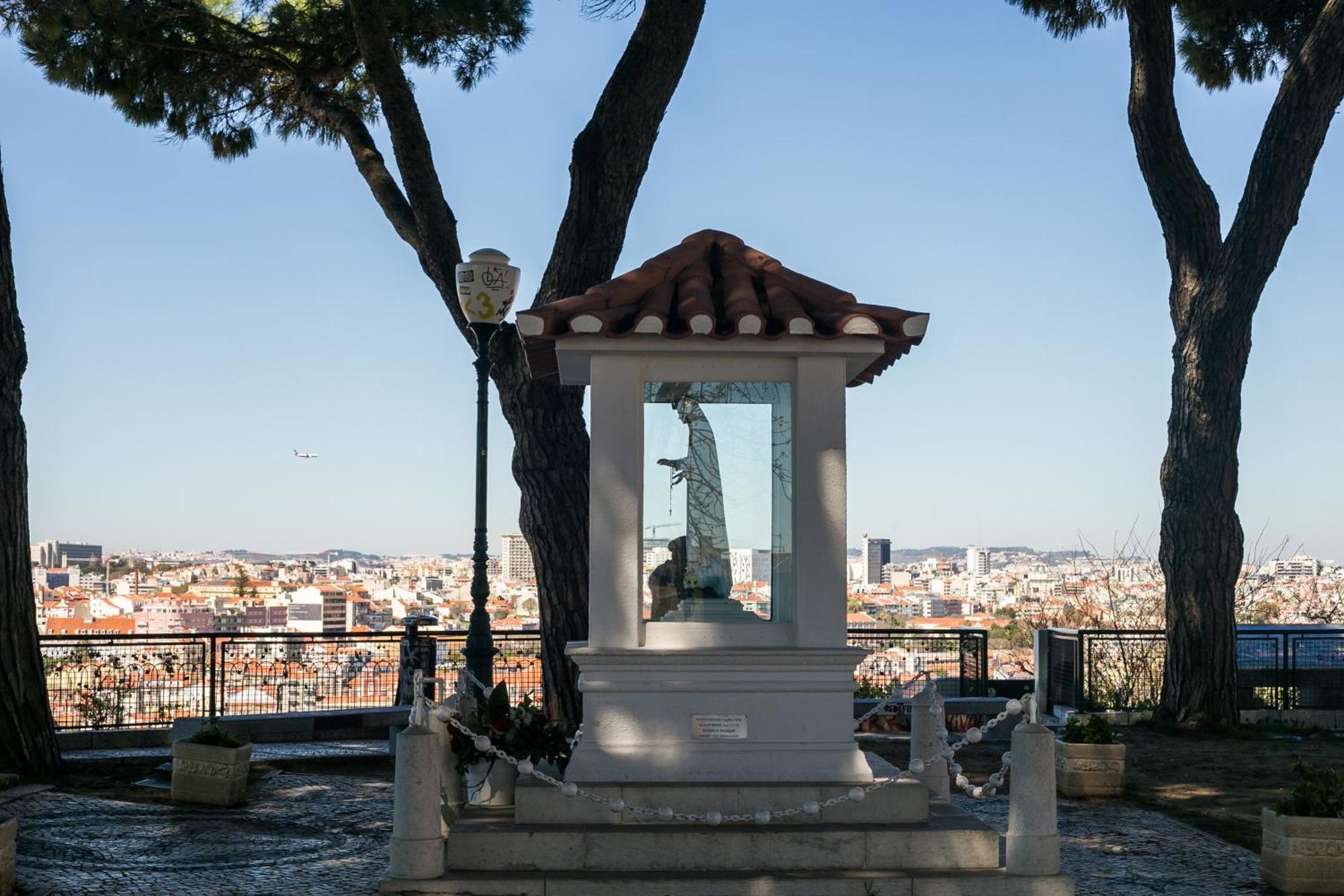 Happy Stay Lisbon - Suite With A View, Private Terrace & Ac Kültér fotó